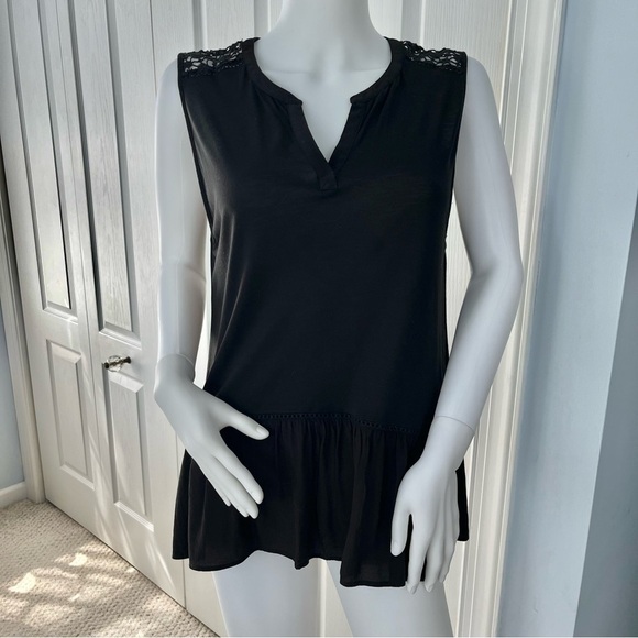 LOFT black sleeveless top with lace at the shoulder and ruffled hem. Medium - Picture 2 of 7